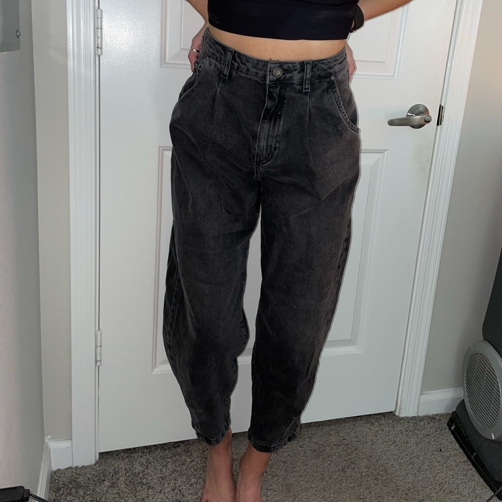 Gray Balloon Jeans